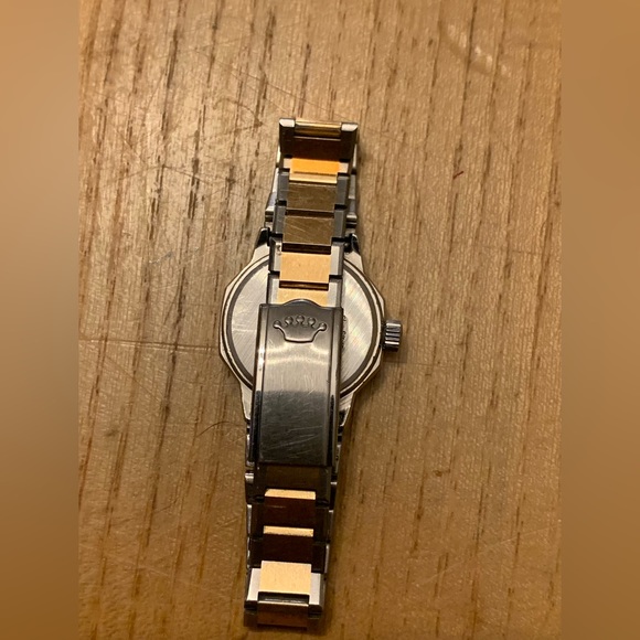 Continental Women’s Gold Watch. - Picture 6 of 6